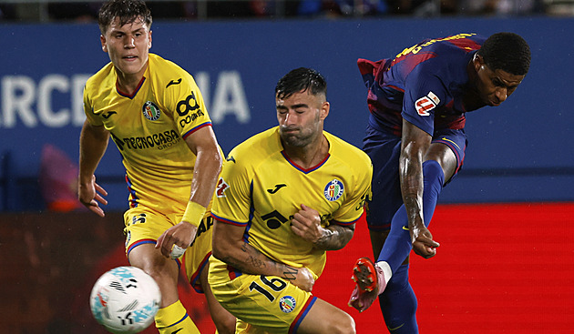 Rashford přišel o dvě minuty pozdě na poradu. Kouč ho vyškrtl ze základu