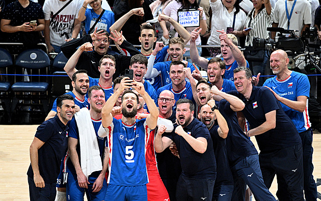 Mašina na body i třicátník s „lehkým pupkem“. Kdo jsou volejbaloví hrdinové