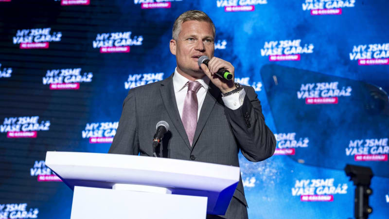 Volte nás tajně, vzkázal Turek členům ODS. Lížete koule Babišovi, reagoval jeden z nich