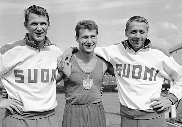 Zemřel první Atlet roku. Tyčkař Tomášek Čechům otevřel magickou hranici