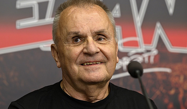 Jožo Ráž má nadprůměrný důchod. I tak končím v minusu, říká frontman Elánu