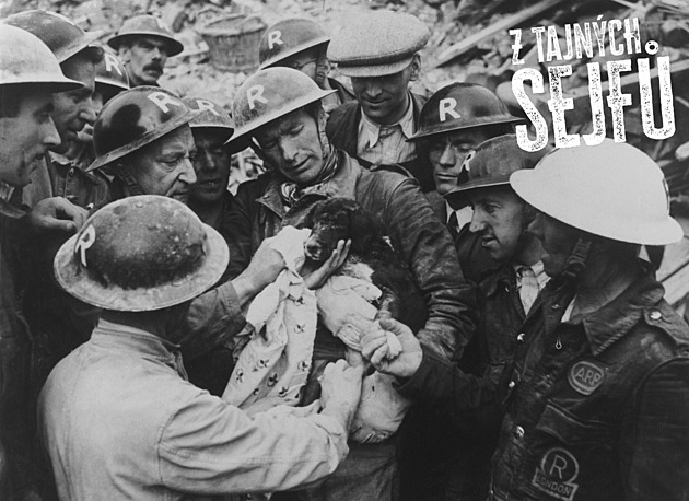 První týden války a Británie už měla 450 tisíc mrtvých. K masakru lidi dohnal strach