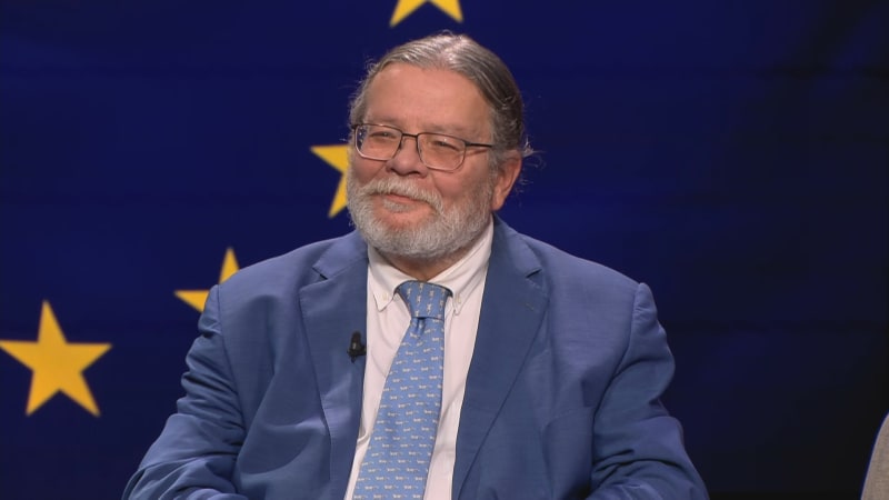 Kopanec do Spolu? ODS zpátky v modré, ohlásil Vondra. Rýpl si do kampaně i zeleného vizuálu