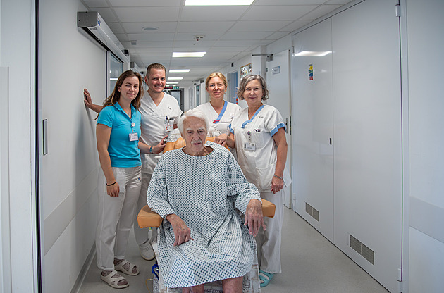 Lékař a vášnivý myslivec spadl z posedu, přežil díky silné vůli a dobré kondici