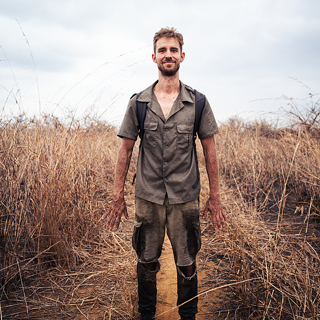 Při ochraně slonů využíváme včely. Daní za mé úsilí je třináct malárií, říká Sniegon