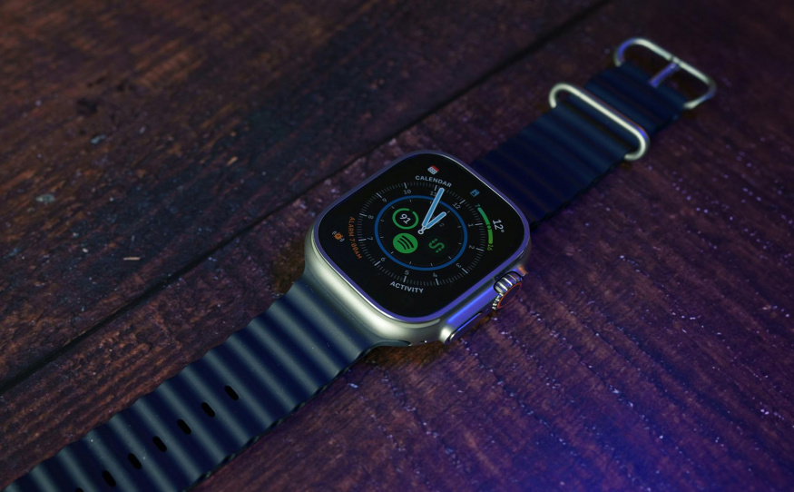Na nový vzhled Apple Watch si počkáme. Velký redesign přijde až za několik let