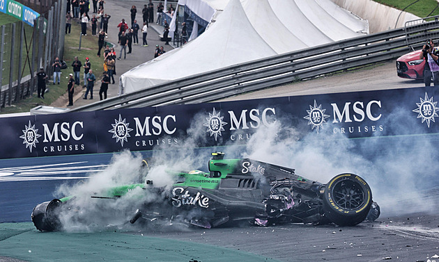 Největší bouračky v sezoně. Kteří piloti F1 připravili své týmy o nejvíce peněz?