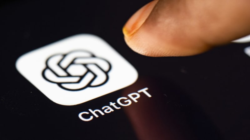 Zabíjela umělá inteligence? ChatGPT vyvolával bludy o „agentech“, muž následně zavraždil matku