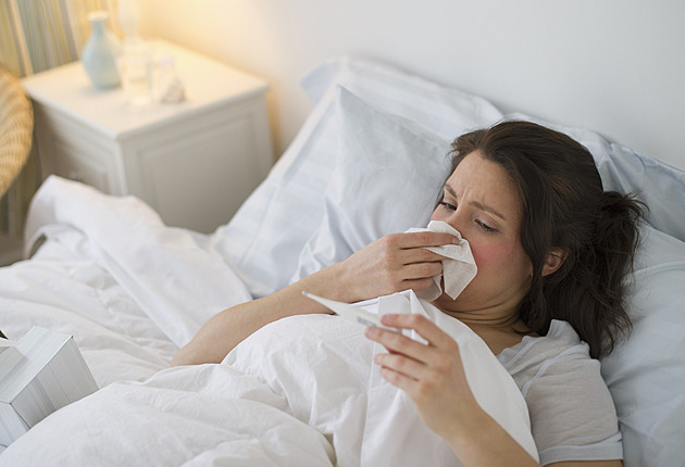 Česko zasáhla epidemie chřipky. Virus útočí rychle a snadno se šíří