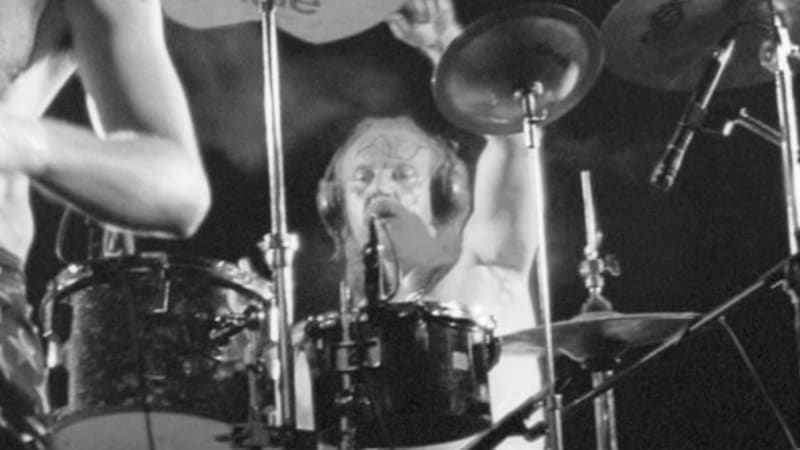 Zemřel Bohumil „Viking“ Krpálek. S Varteckým založil Kurtizány, bubnoval i v dalších kapelách