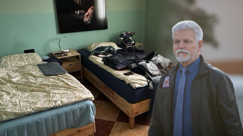 První Pavlova slova po výbušném vyjádření. Ozval se z „luxusní dovolené“ a ukázal fotky