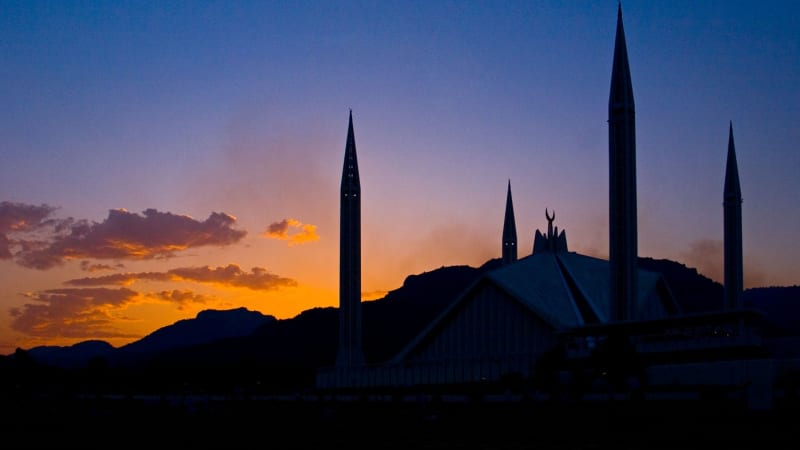 Tragická exploze v mešitě: Výbuch zabil v Pákistánu nejméně 11 lidí, příčina je nejasná