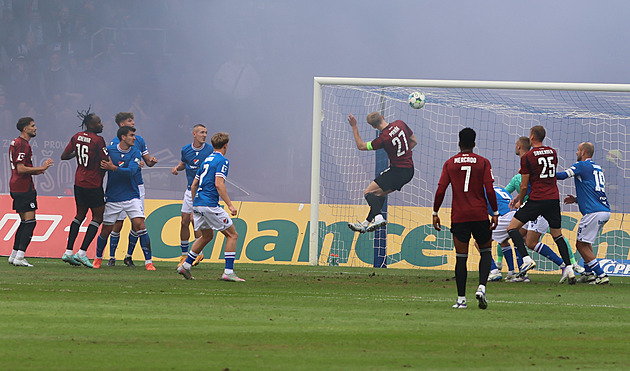 ONLINE: Sparta - Baník 1:1, rychlá trefa Ševínského, pak vlastní gól Zeleného