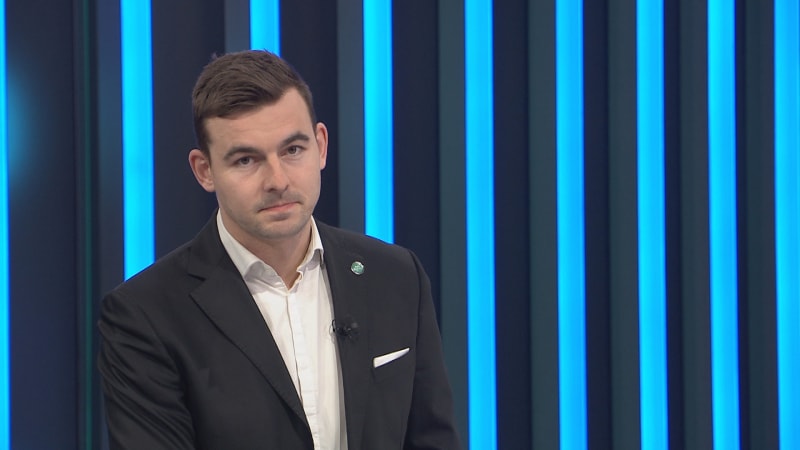 Vondráček: Šichtařová chtěla vzít motorovou pilu a měnit. Komické, glosoval Šídlo