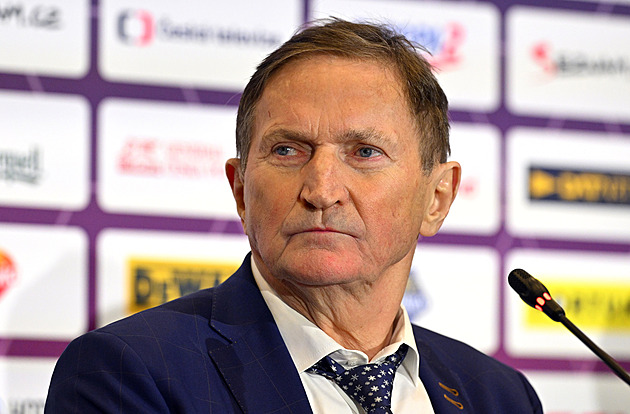 Svaz volí nástupce Rulíka. Co říkají členové výkonného výboru na Motáka s Grossem?