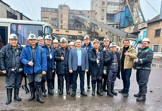 Peking oťukává Donbas. Čínské firmy tiše podnikají na okupovaném území Ukrajiny