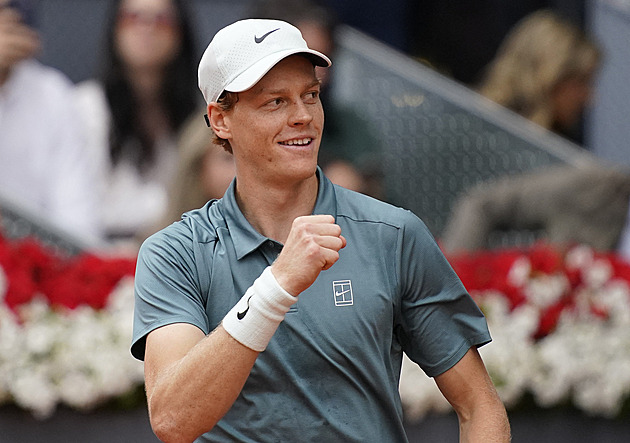 Nemáme šanci, bědují soupeři. Sinner slaví rekord, který nedali ani Djokovič a Nadal
