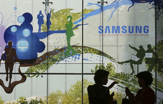 Hodnota Samsungu překonala hranici bilionu dolarů. Akcie žene vzhůru boom AI