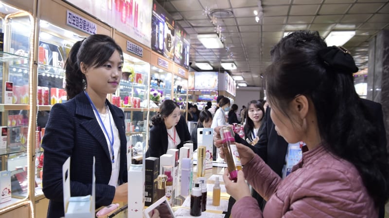 Kosmetika z druhého konce světa dobývá Česko. Z Koreje loni dorazily produkty za miliardu