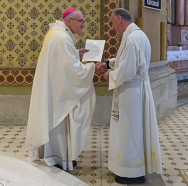 Takový titul pro venkovského faráře? diví se ocenění od papeže kněz ze Štípy