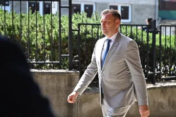 Fico navrhl odvolat ministra Tarabu, jak žádala vládní strana SNS