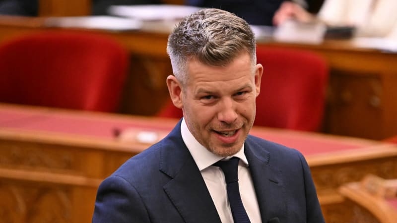 Maďarský premiér přišel o imunitu. Vyšetřují ho kvůli údajné krádeži mobilu
