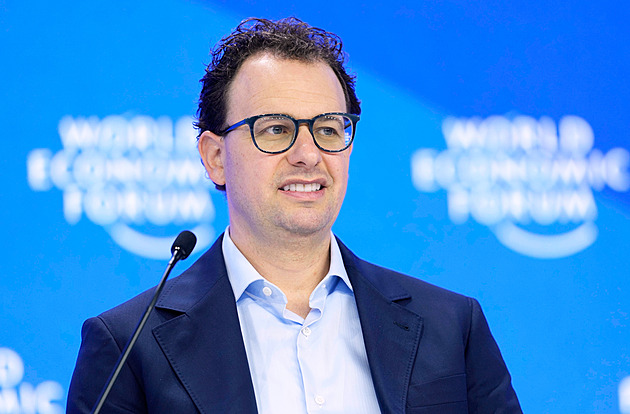 Tržby výrobce Claude letí vzhůru. Anthropic láká investory před vstupem na burzu
