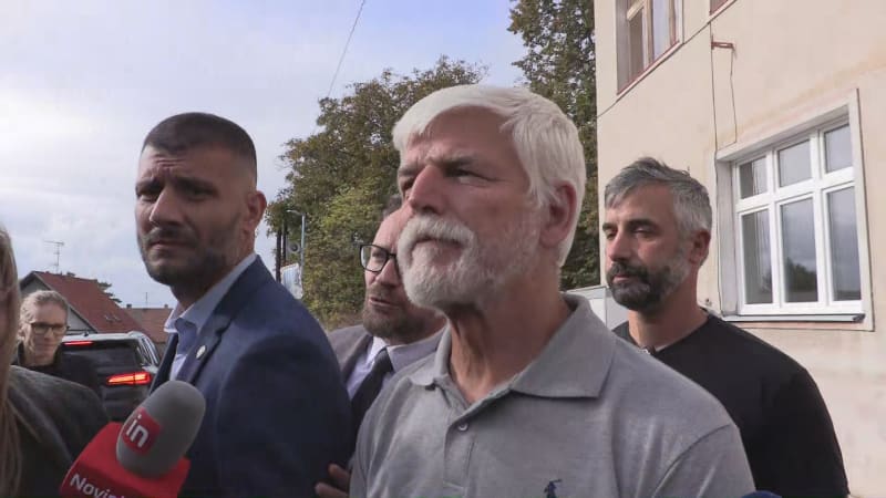 Účet za Pavlovu dovolenou v Maroku: Prozradil, kolik ho stál soukromý tryskáč k volbám