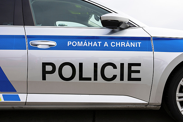Násilná smrt muže v Jablonci, policie obvinila z vraždy jeho známého